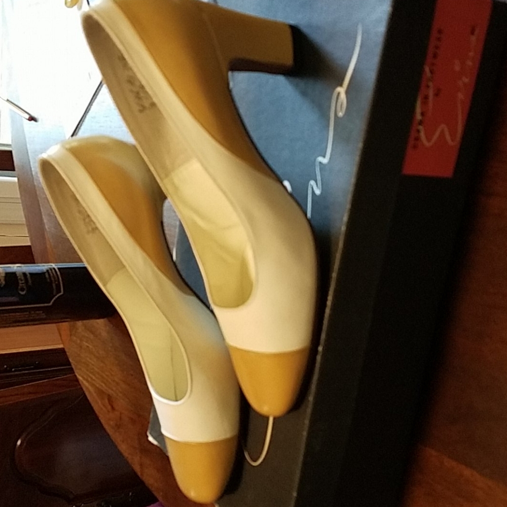 Shoes - Picture 2 of 3